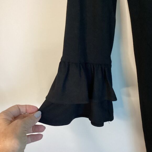 White House Black Market Black Bell Sleeve dress Size XS NWT - Picture 7 of 8